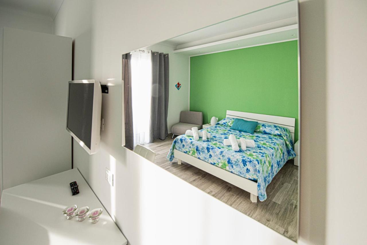 L' Arcobaleno B&B Кастелуцо Екстериор снимка